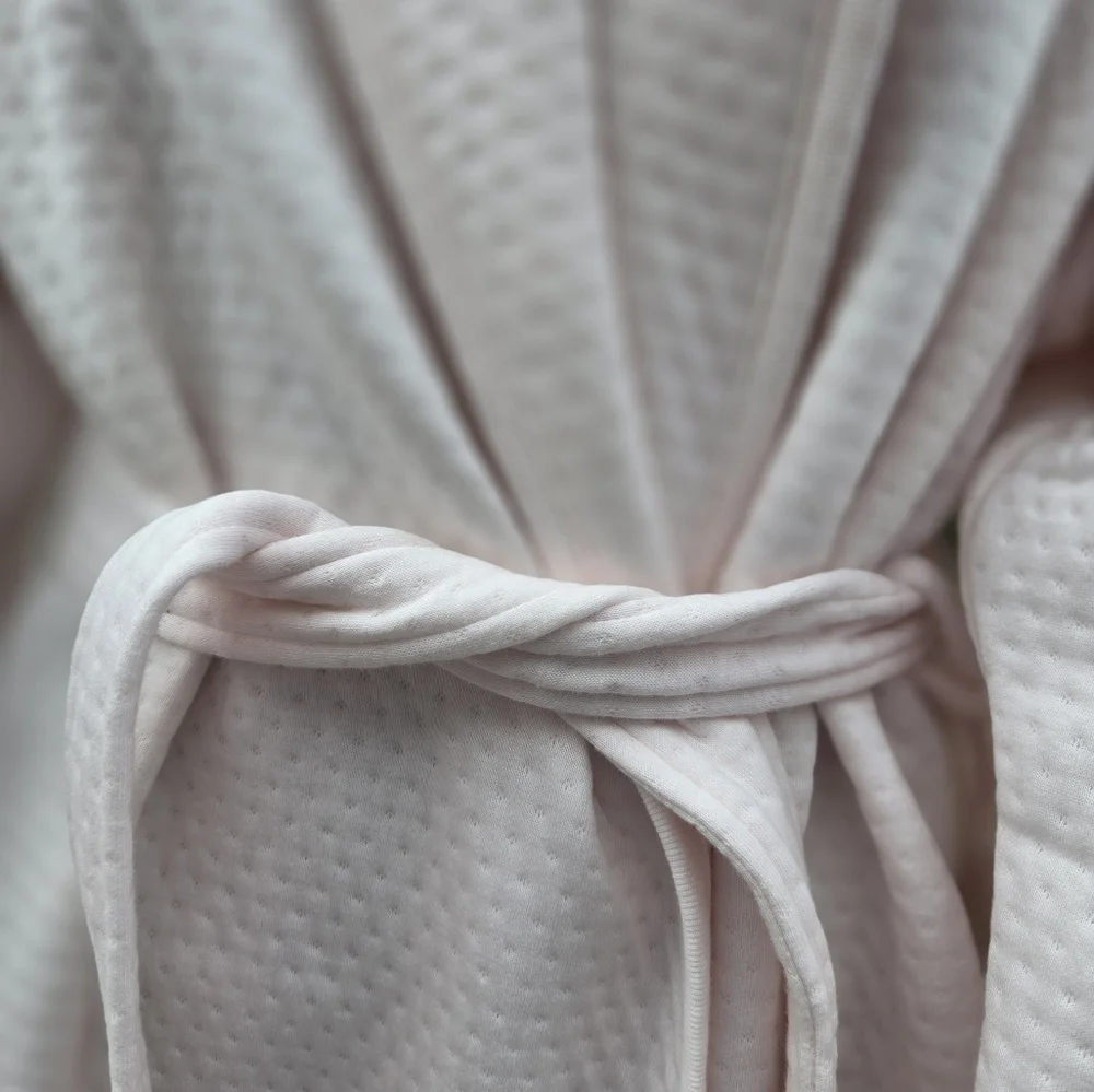 Pink Robe - Picture 3 of 7